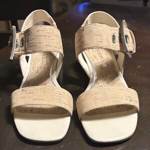 Beige Cork Sandals(Donald Pliner)